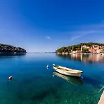 Dubrovnik-cavtat 察夫塔特